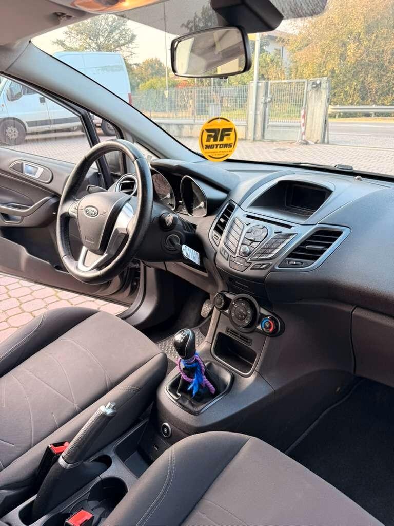 Ford Fiesta 1.4 5 porte Bz.- GPL Black & White Edition