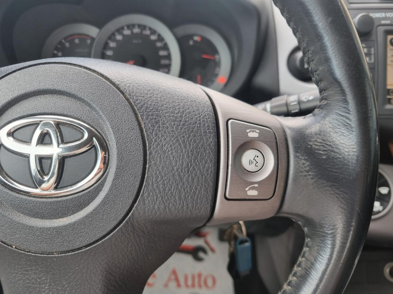 Toyota RAV 4 RAV4 2.2 D-4D 136 CV Luxury