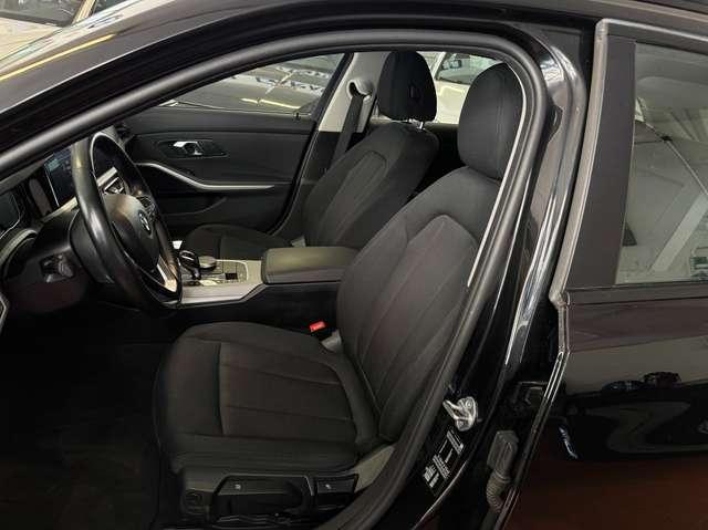BMW 318 318i Touring Business Advantage auto