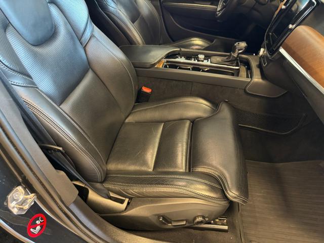 VOLVO V90 D4 AWD Geartronic Inscription