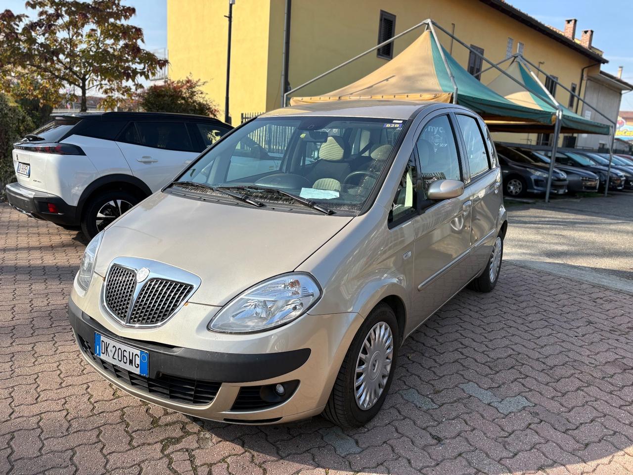 Lancia MUSA 1.4 16V Platino Plus DFN