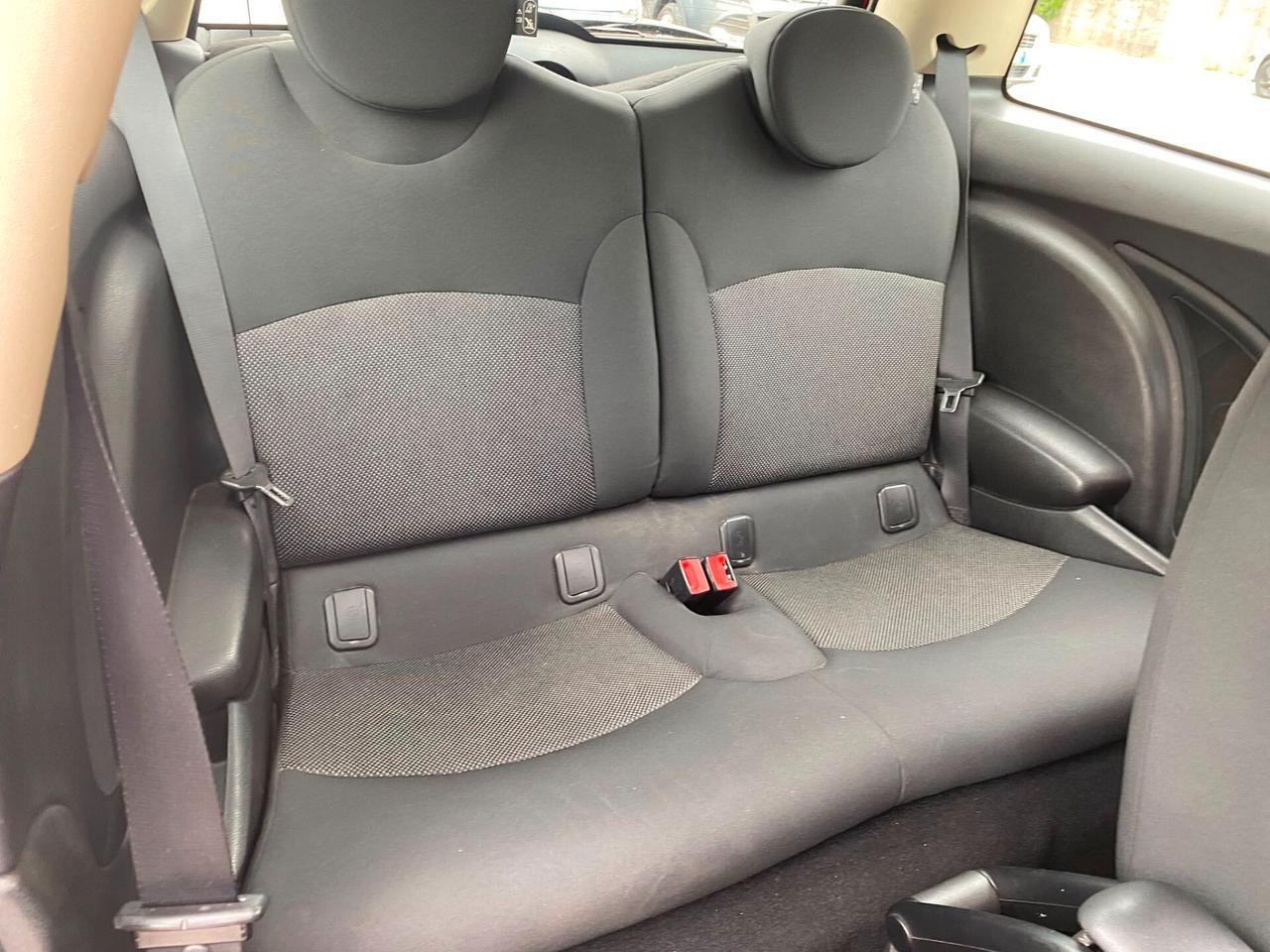 Mini cooper 1.6 diesel 112cv full opt 2012