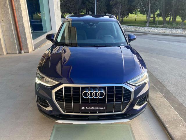 AUDI Q3 35 2.0 TDI S tronic Business Advanced COCKPIT
