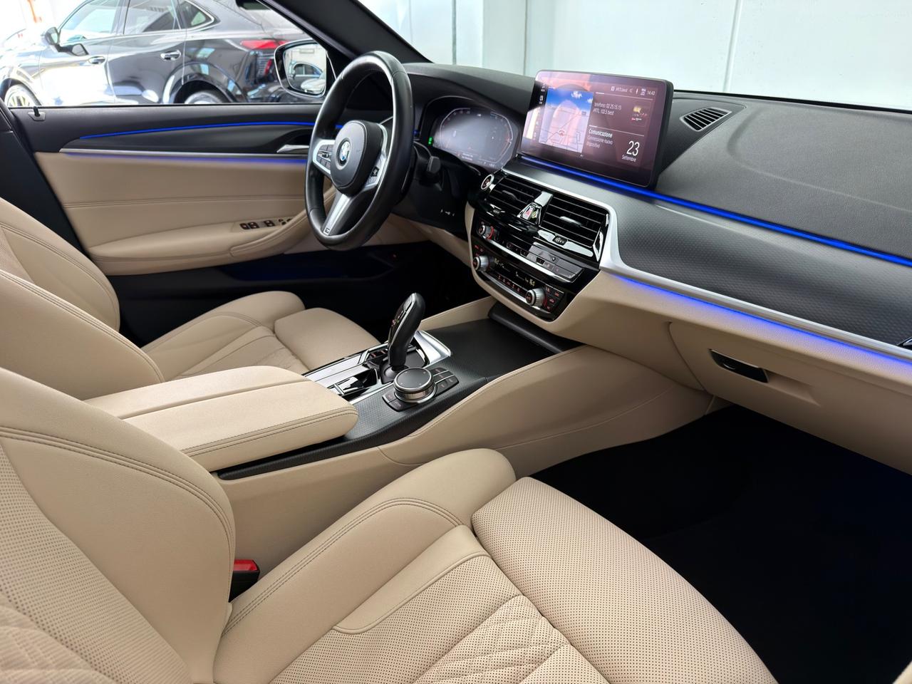 Bmw 520 520d 48V xDrive Touring Msport 190cv TETTO