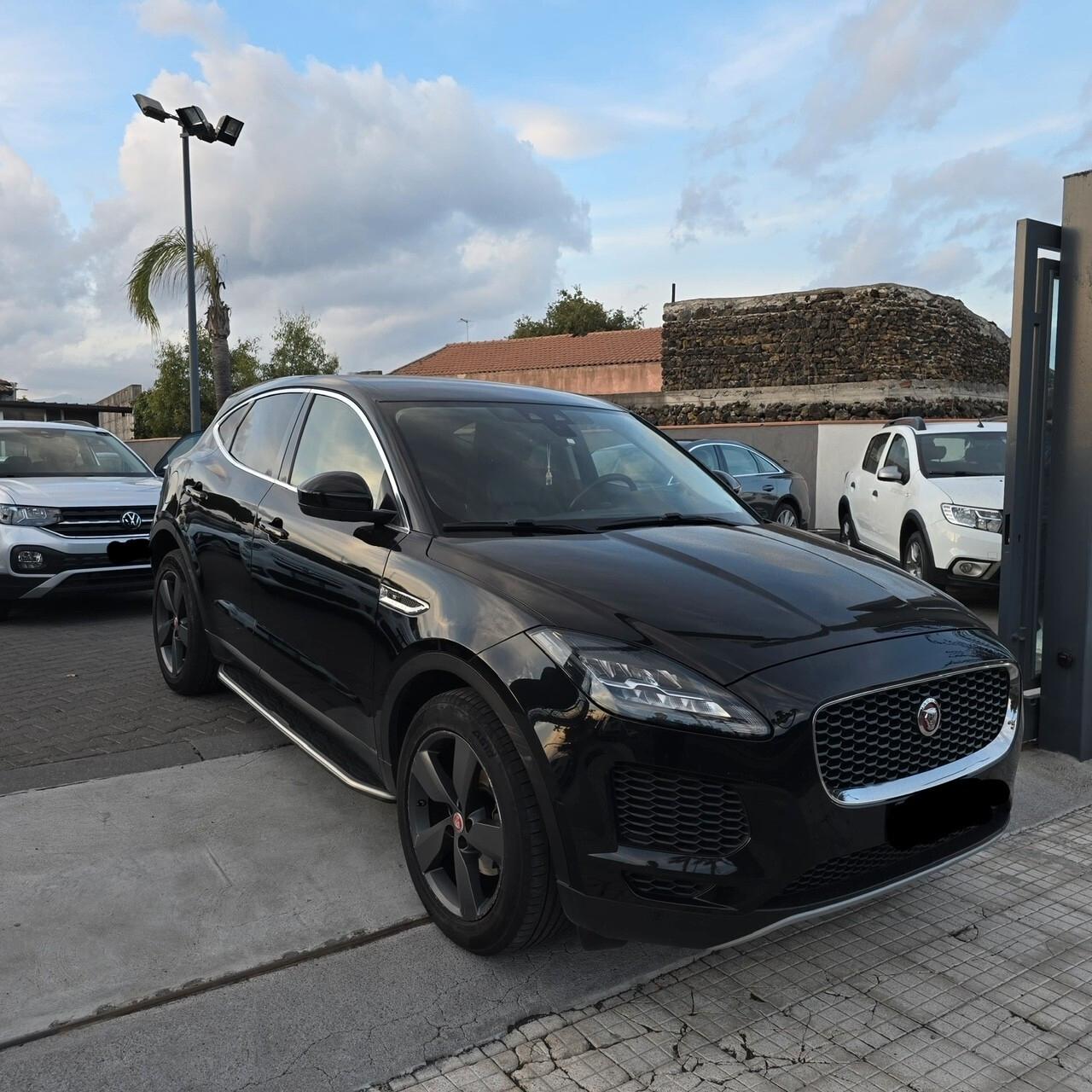 Jaguar E-Pace 2.0D 150 CV AWD aut. R-Dynamic SE