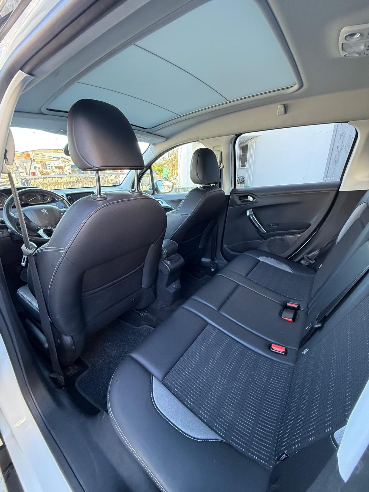 Peugeot 2008 1.6 Benzina FULL OPT 2014 TETTO PANORAMICO