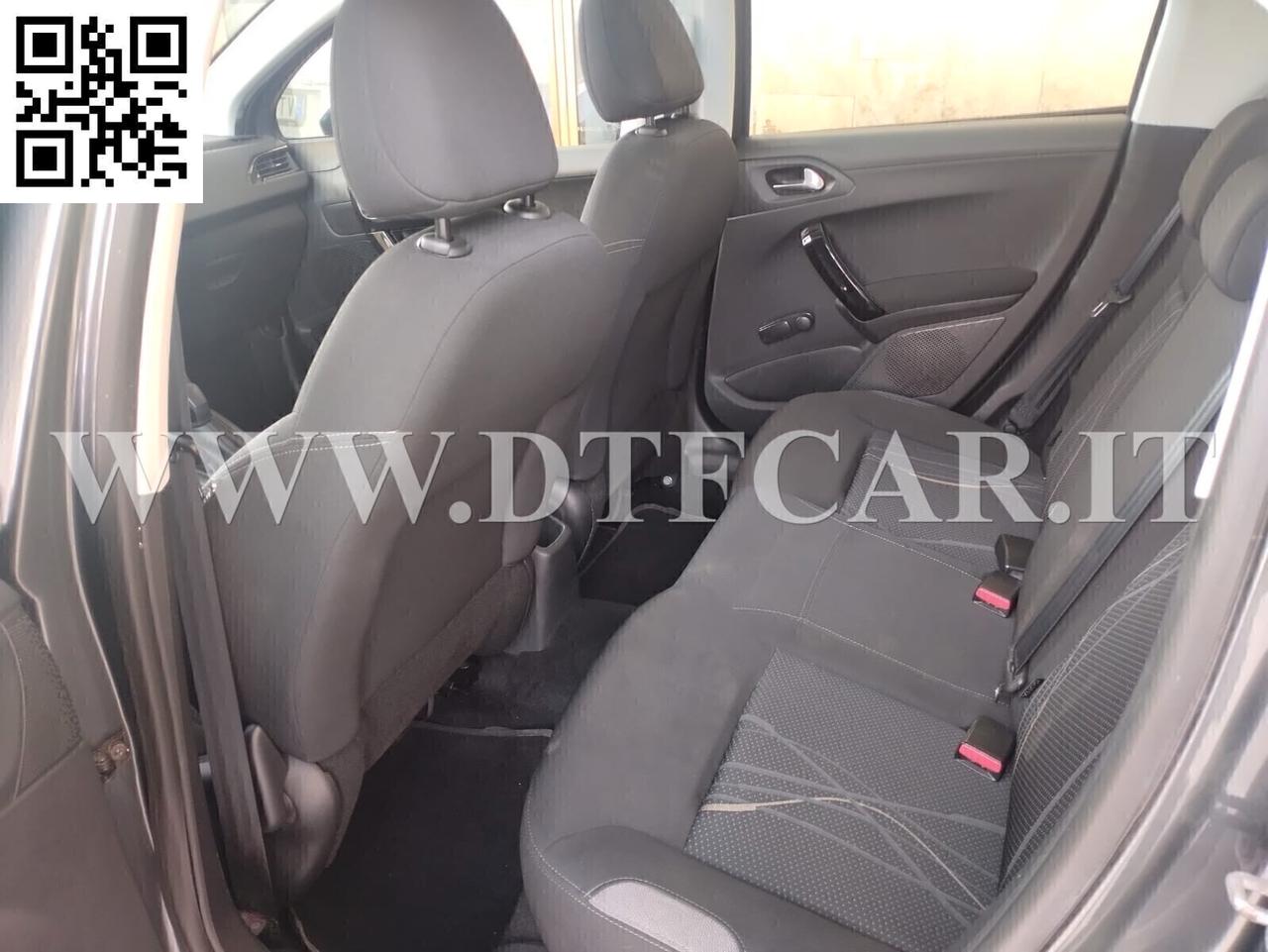 Peugeot 208 1.4 HDi 68 CV 5 porte Allure