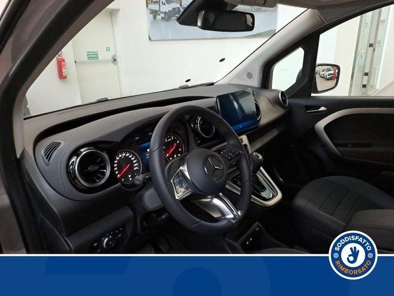 Mercedes-Benz Classe T 180 d AT