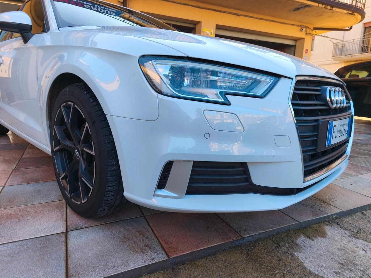 Audi A3 SPB 1.6 TDI Sport COMPRESO PASSAGGIO