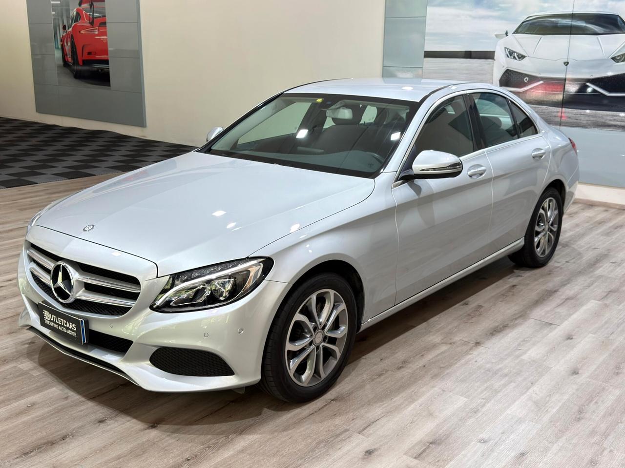 MERCEDES C 220 2.2d 170cv AUTO 75.000km BERLINA