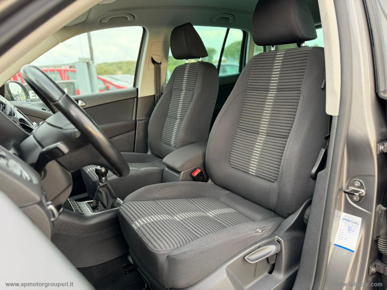 VOLKSWAGEN Tiguan 2.0 TSI 4MOTION 4X4 Sport & Style