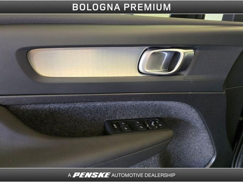 Volvo XC40 XC40 B3 automatico Core