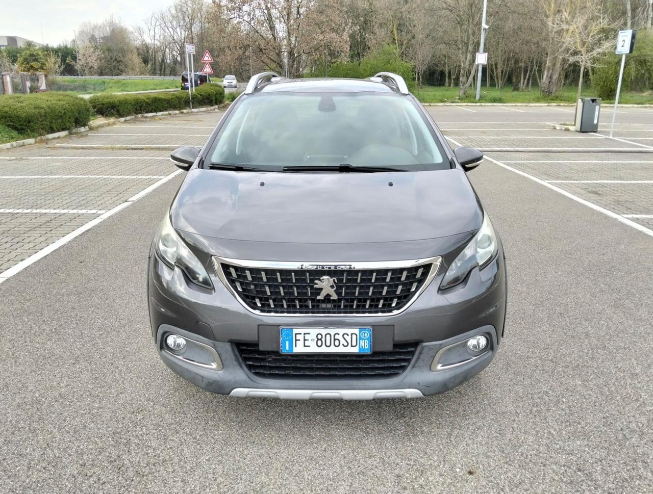Peugeot 2008 BlueHDi 100 GT Line*Navi*Camera*Pelle*Euro 6
