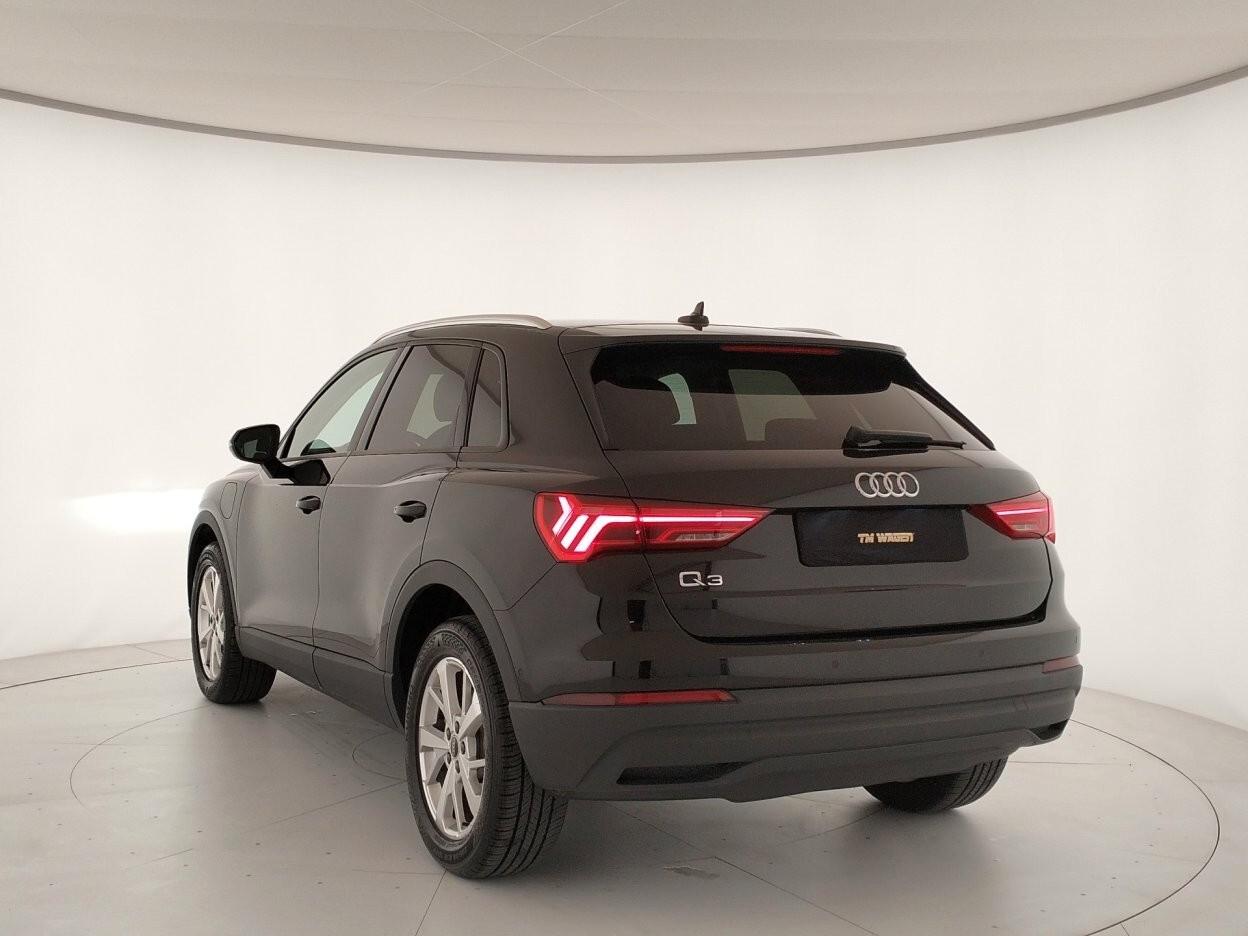 AUDI Q3 45 1.4 tfsi e Business s-tronic - IVA ESPOSTA