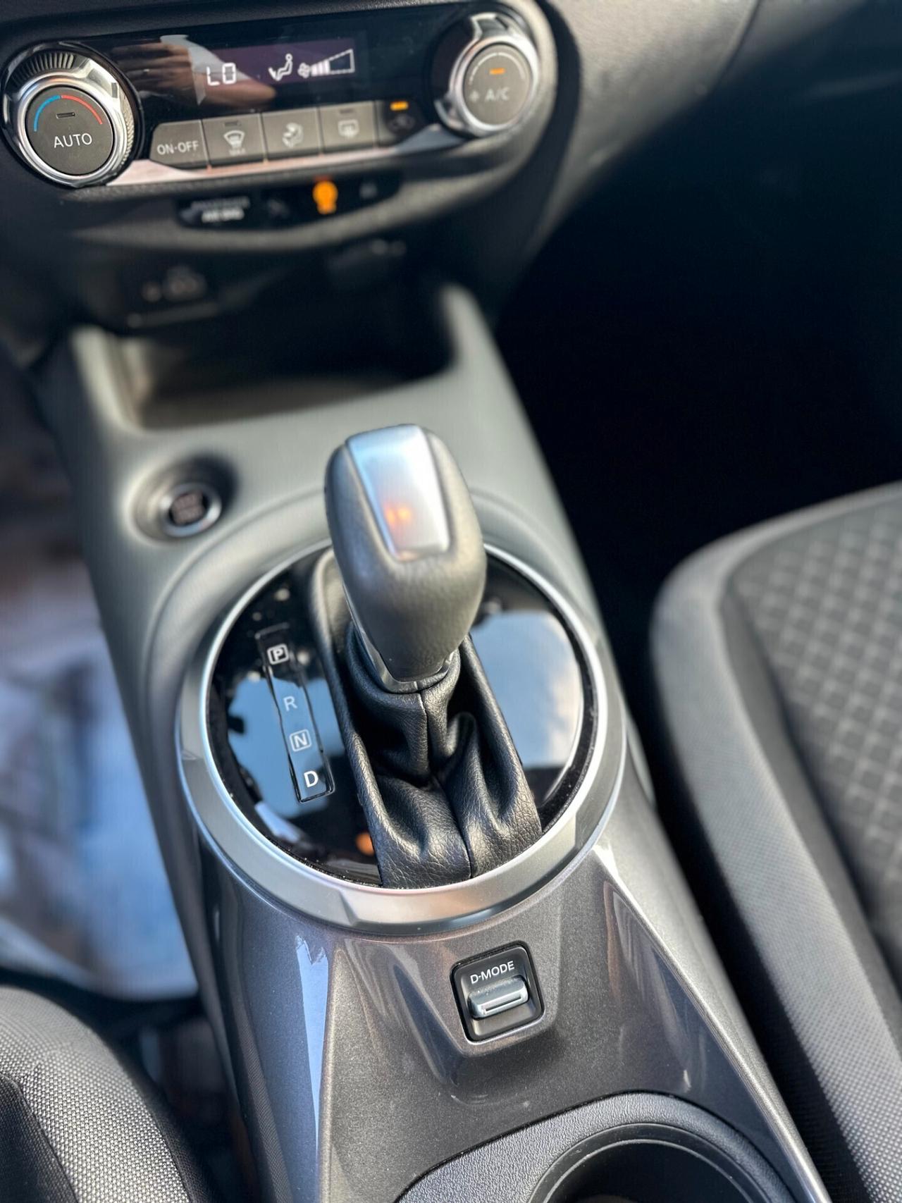 Nissan Juke 1.0 DIG-T 114 CV N-Connecta