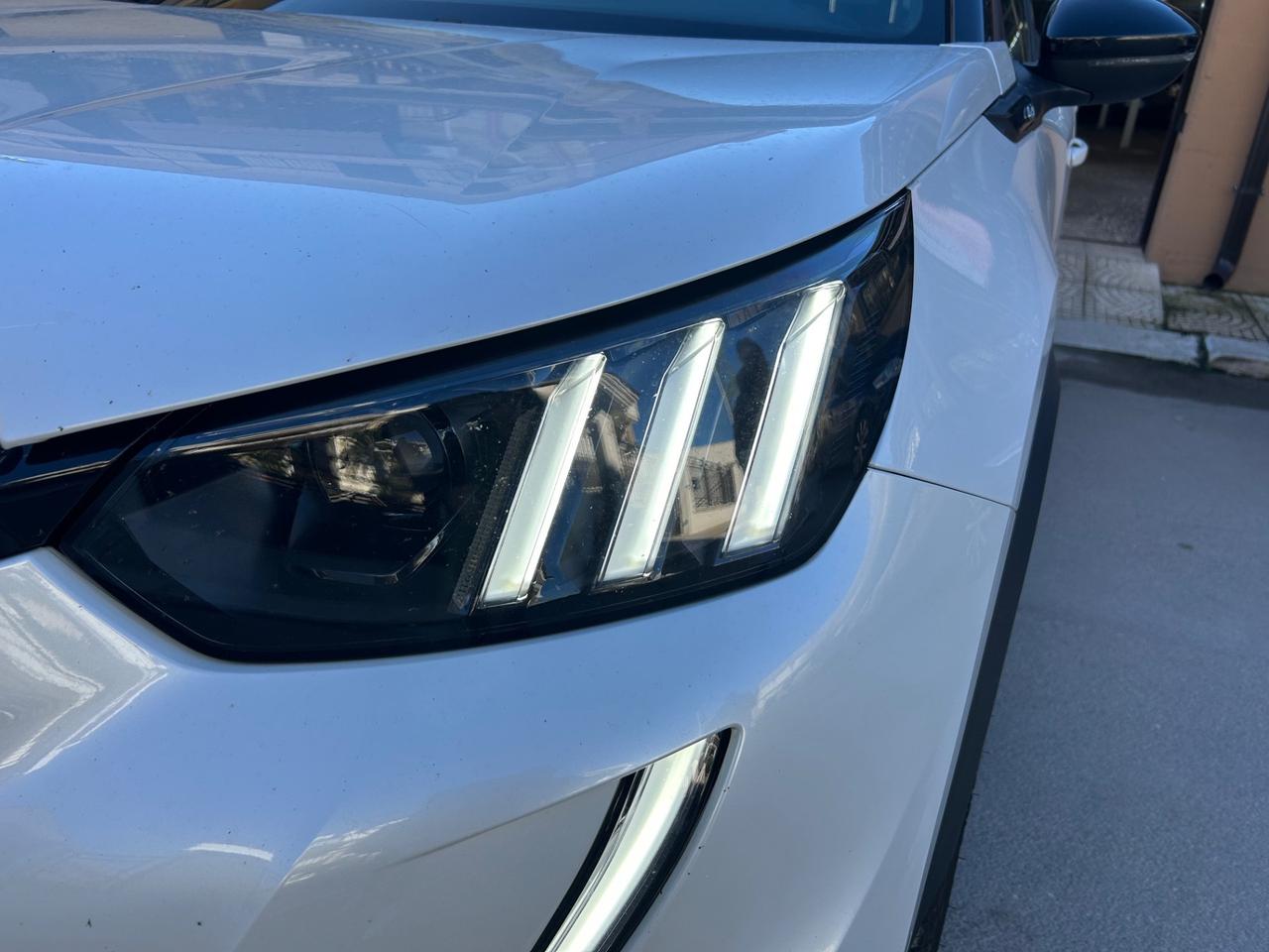 Peugeot 2008 BlueHDi 130 S&S EAT8 GT Pack