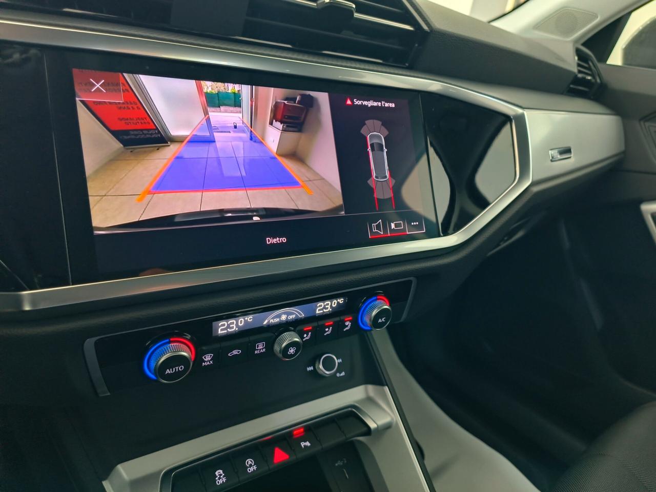 Audi Q3 35 TDI S tronic Business