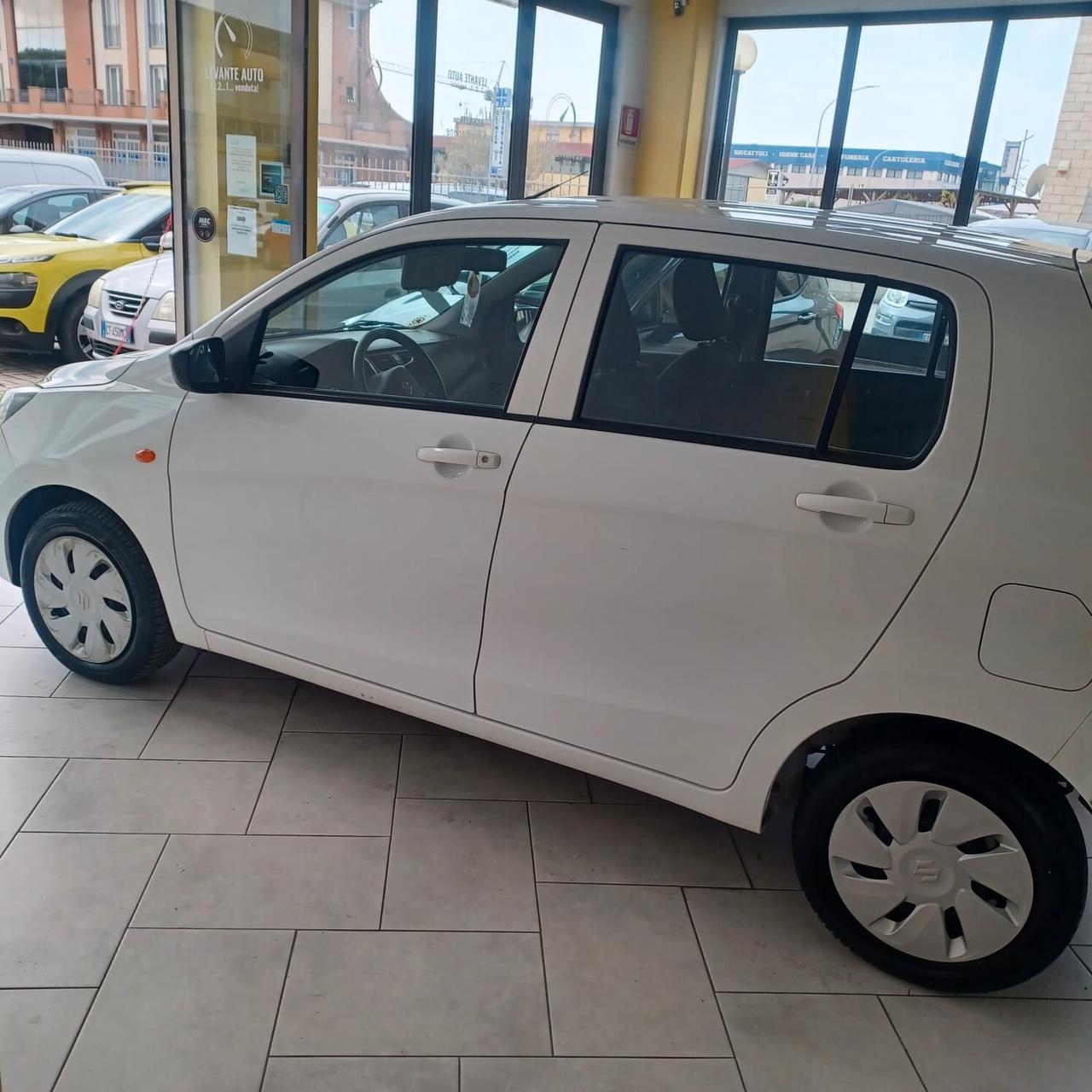 78.558 KM CELERIO 1.0 PERFETTA OK NEOPATENTATI