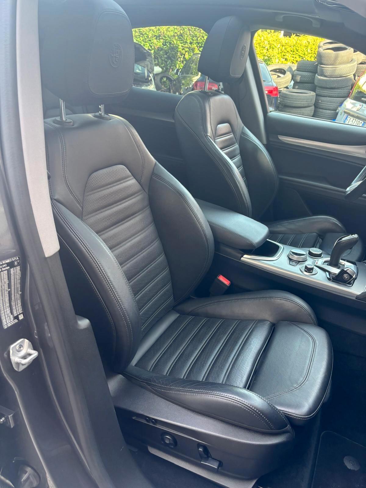 Alfa Romeo Stelvio 2.2 Turbodiesel 210 CV AT8 Q4 Veloce