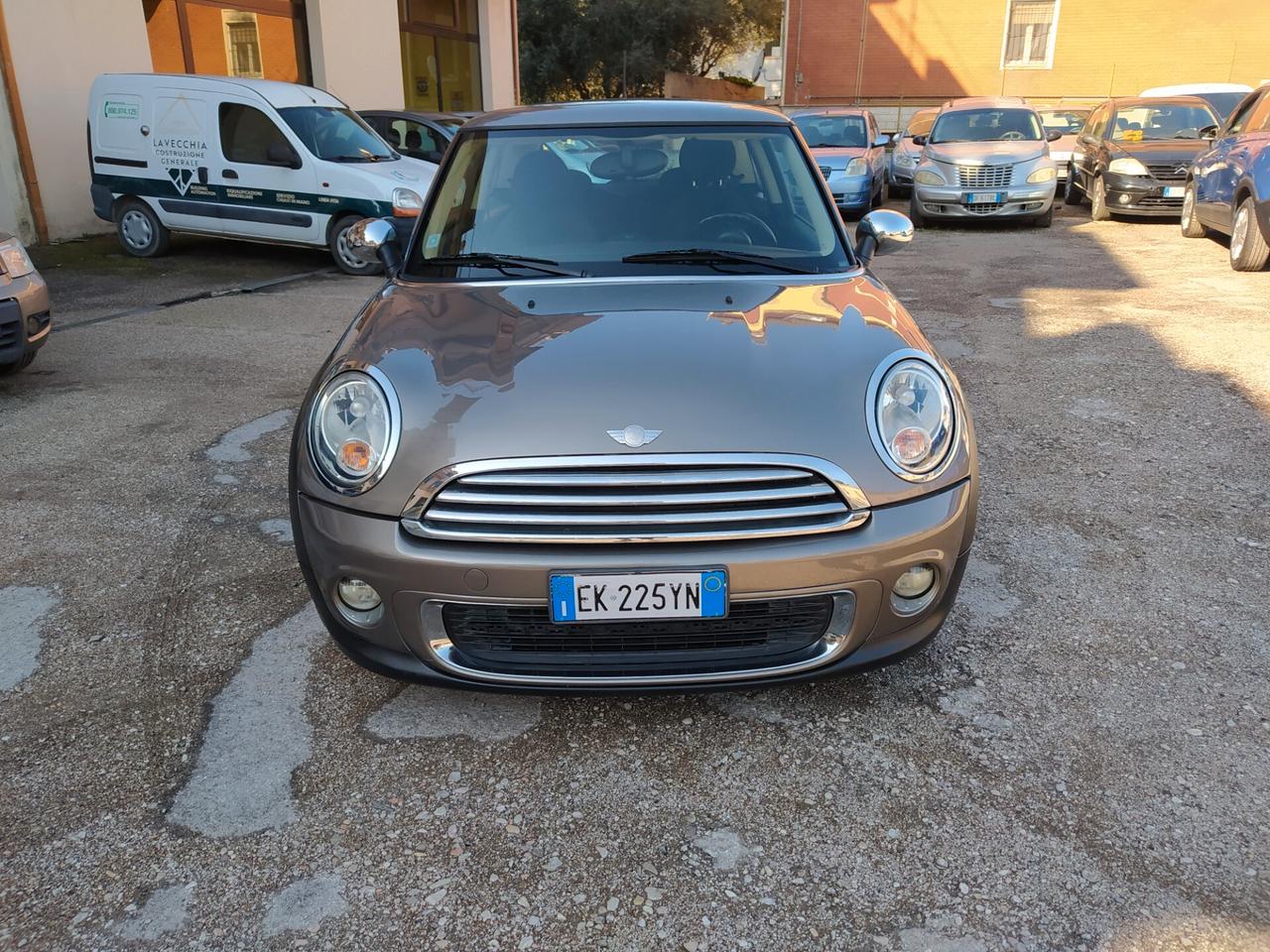 Mini 1.6 16V One (55kW) Neopatentati