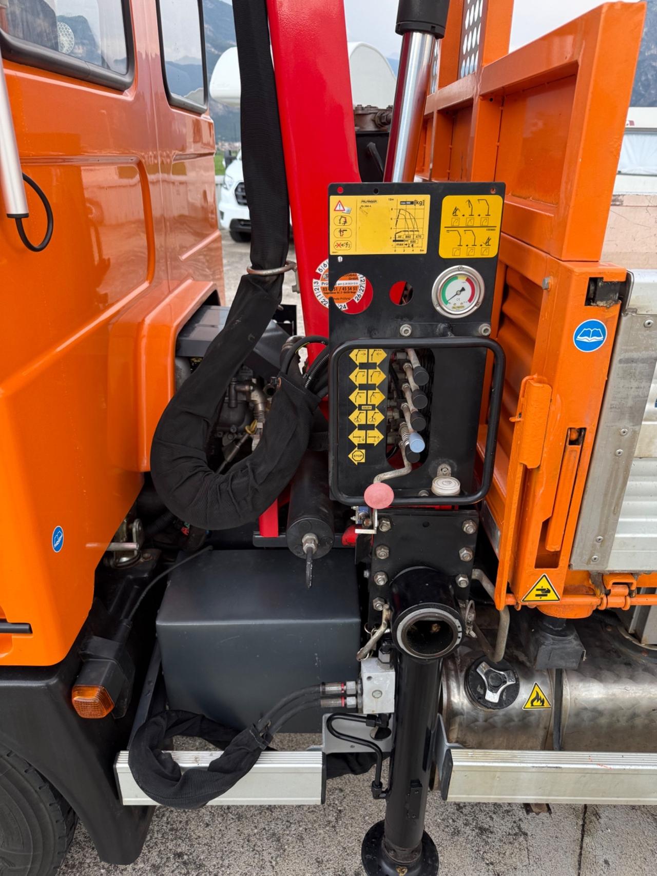 Bonetti 4x4 con Gru Palfinger PK 2900 – 07/2019 – 49.982 km – Euro 6