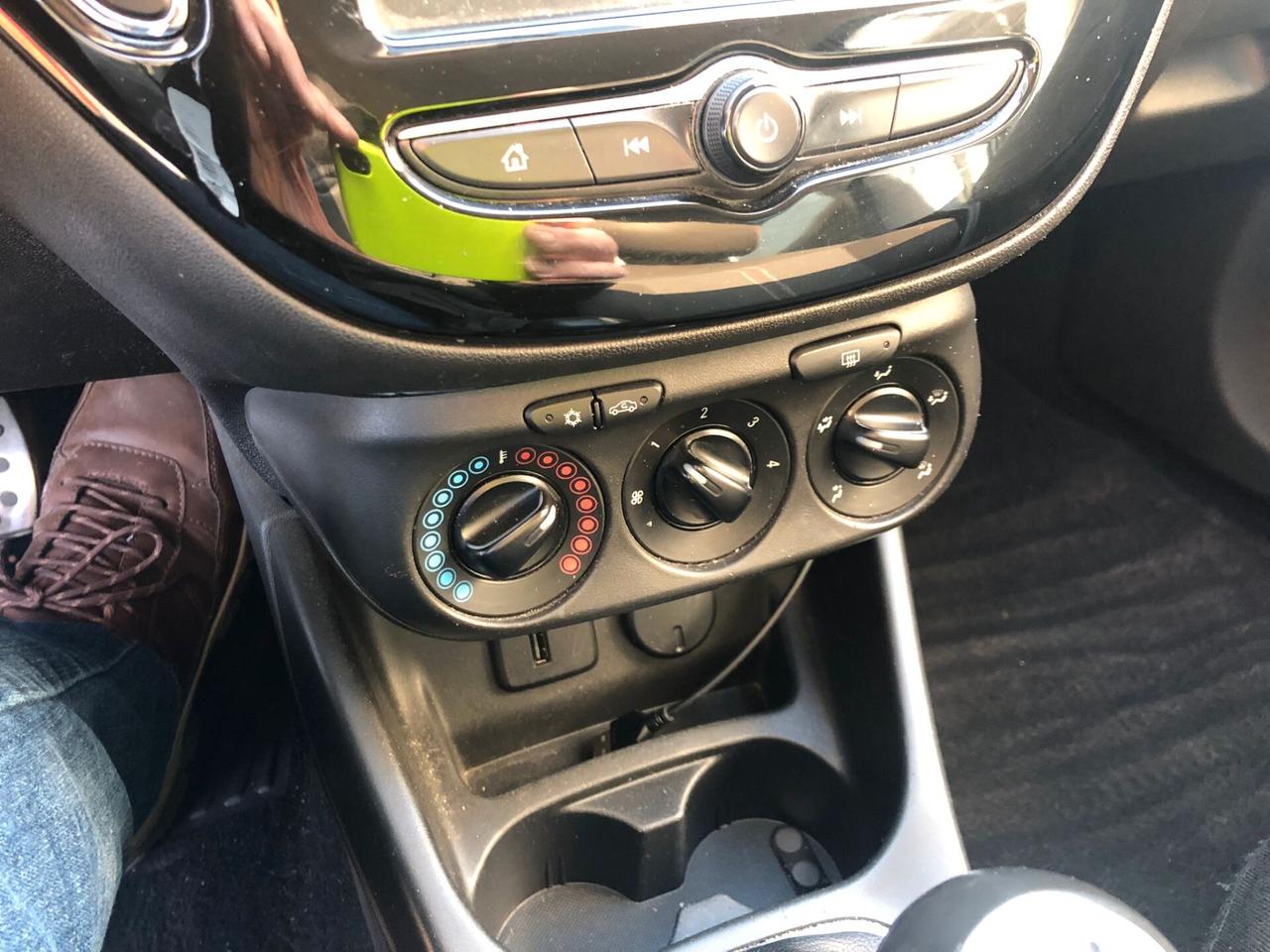 Opel Corsa 1.4 90CV GPL Tech 5 porte Innovation