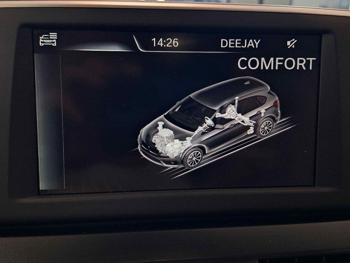 BMW 218d Active Tourer AUTOM - PELLE - VETRI SC - NAVIG - GARANZIA 24 MESI