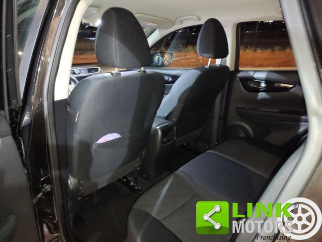 NISSAN Qashqai 1.5 dCi N-Connecta