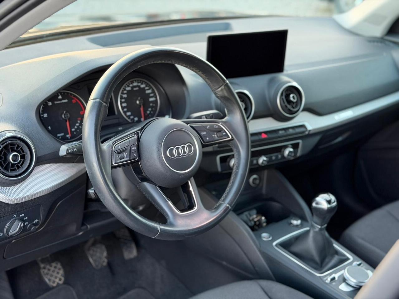 Audi Q2 30 TDI S line Edition