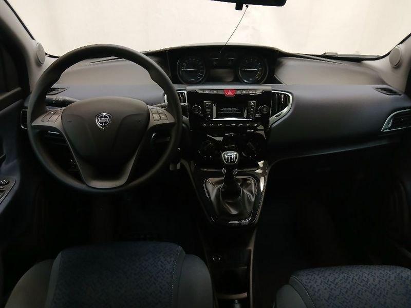 Lancia Ypsilon 1.0 firefly hybrid Oro s&s 70cv