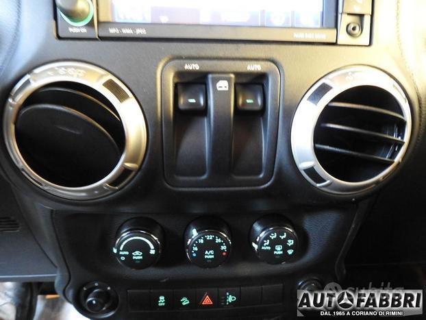 JEEP - Wrangler - Unlimited 2.8 CRD Sahara AUT-