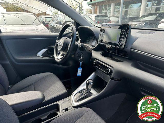 TOYOTA Yaris 1.5 Hybrid 5 porte Lounge