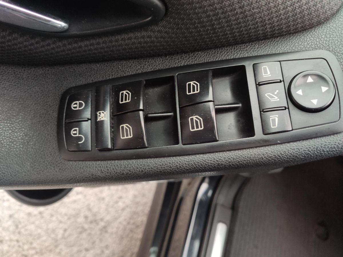 MERCEDES - Classe B - 180 CDI Sport