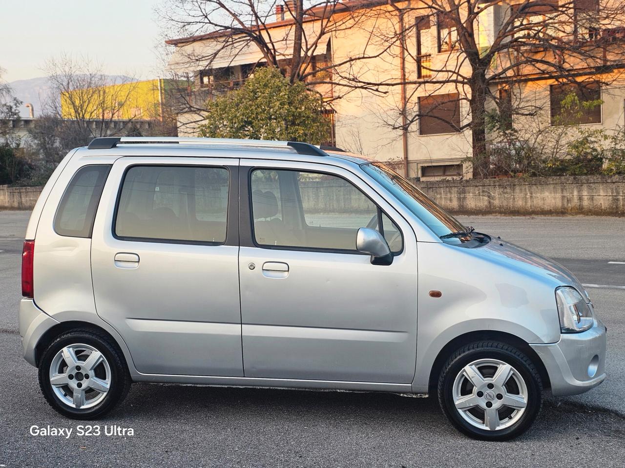 Opel Agila 1.3 DIESEL OK PER NEOPATENTATI