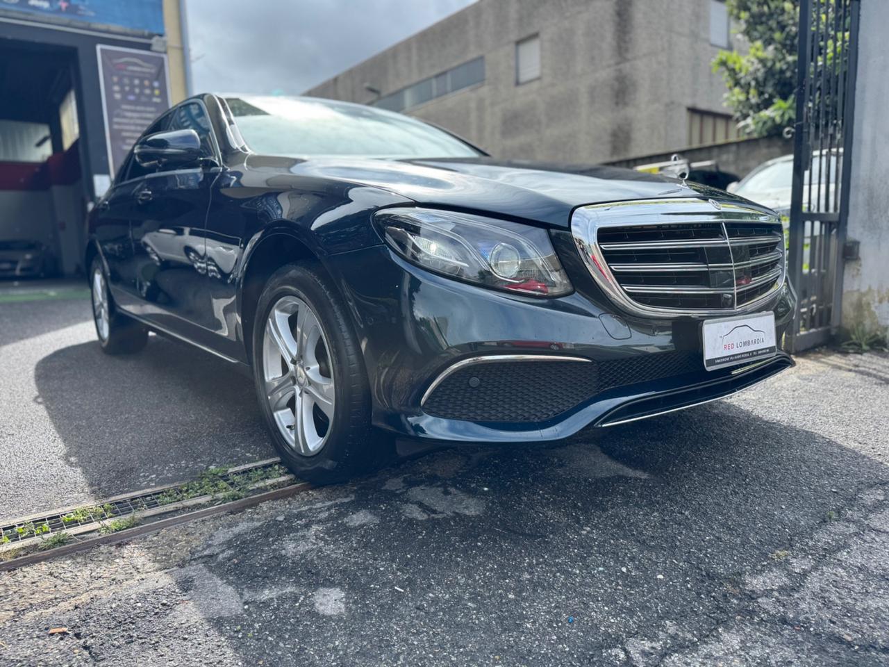 Mercedes-benz E 220 E 220 d Premium Plus solo Export