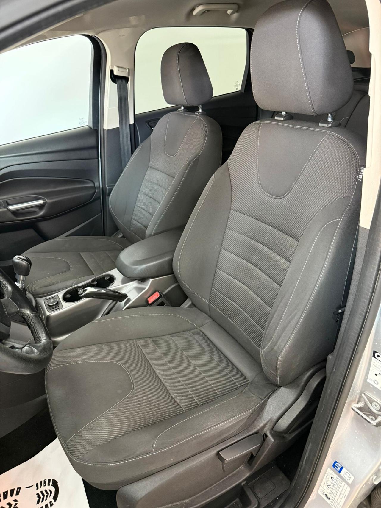 Ford Kuga 2.0 TDCI 120 CV S&S 2WD Titanium