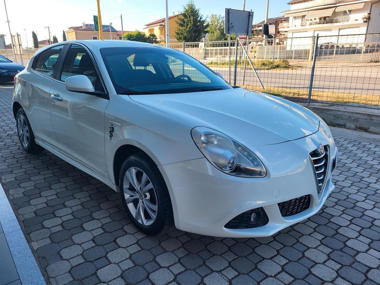 Alfa Romeo Giulietta 1.4 Turbo 120 CV GPL di serie *** Distinctive ***