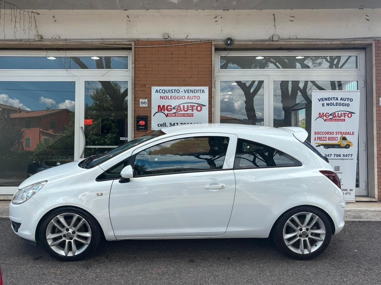 opel corsa X NEOPATENTATI!!!!!! 12 MESI DI GARANZIA !!!