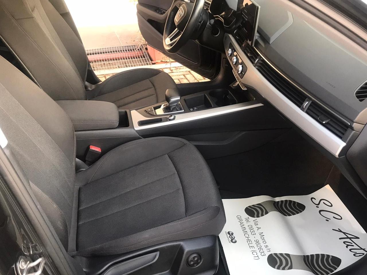 Audi A4 Avant 40 TDI quattro S tronic Business