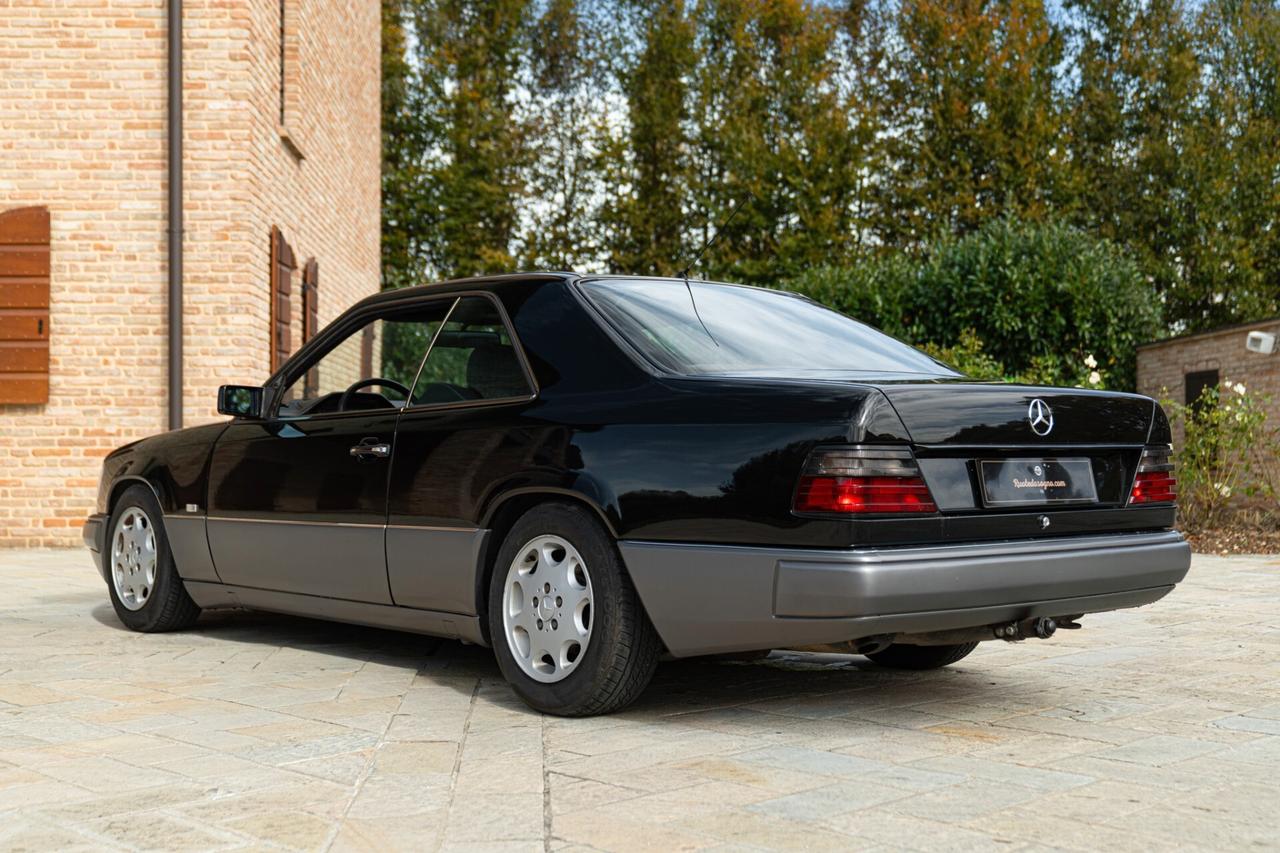 Mercedes-benz CE 200 COUPE MER00315