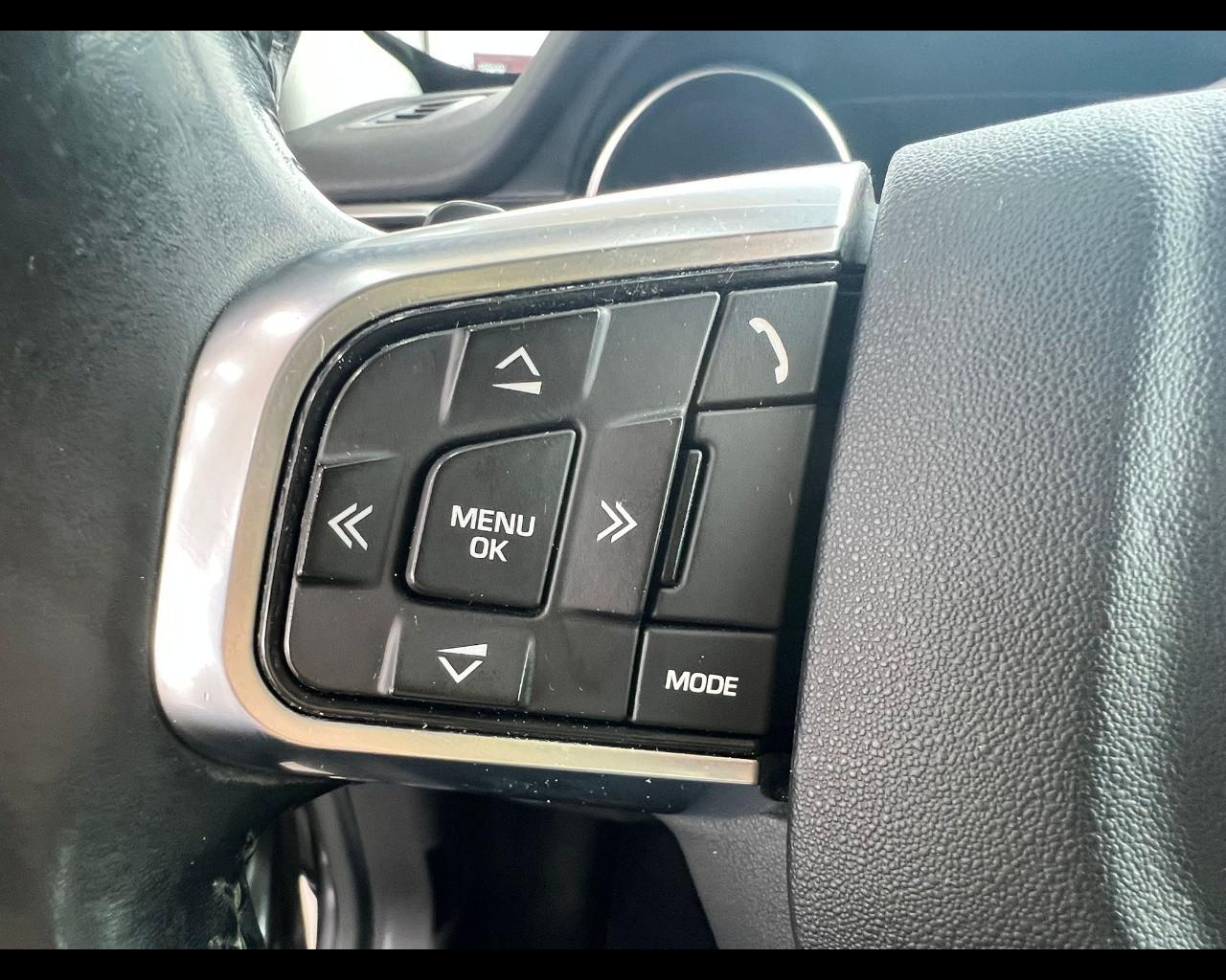 LAND ROVER Discovery Sport 2.2 TD4 S