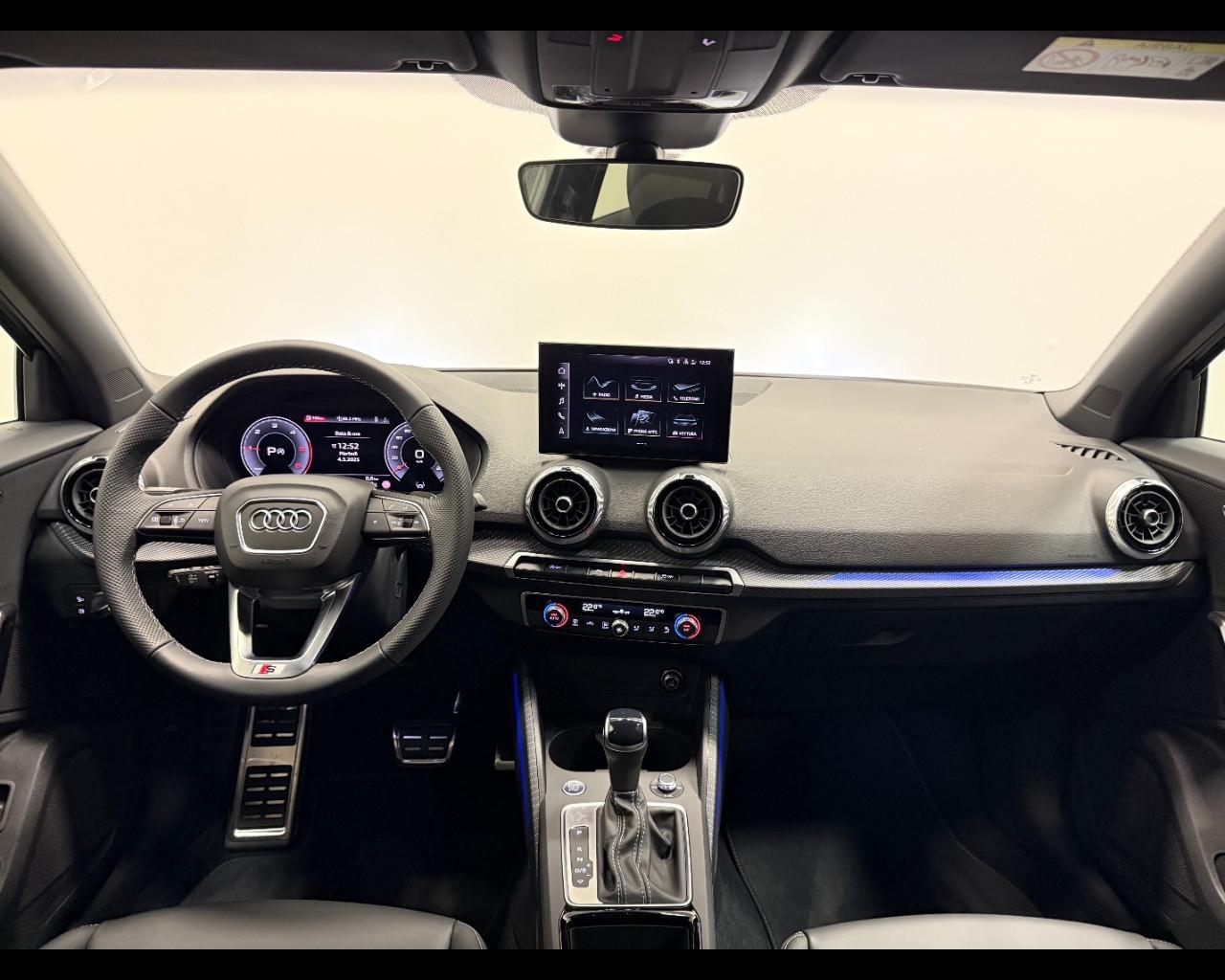 AUDI Q2 35 TDI S TRONIC S LINE