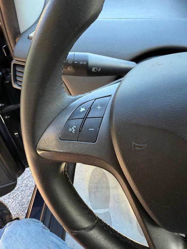 LANCIA Ypsilon 1.2 69 CV 5 porte GPL Ecochic Silver