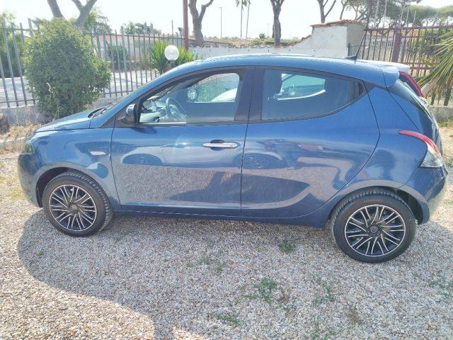 LANCIA Ypsilon 1.0 FireFly 5 porte S&S Hybrid Gold