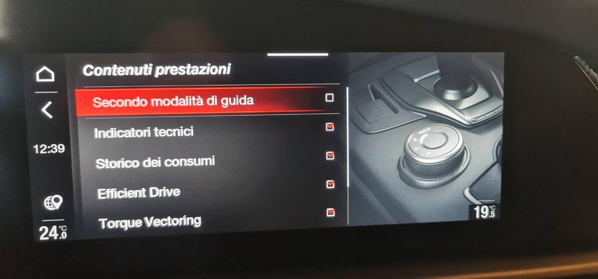 Alfa Romeo Giulia Giulia Quadrifoglio 510cv CCM-HARMAN-AKAPOVICK