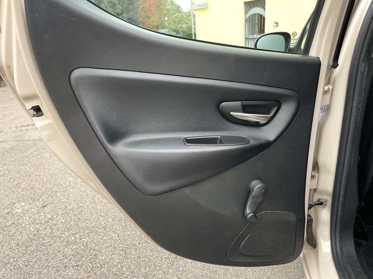 Lancia Ypsilon Opening Edition 1.2 #7630