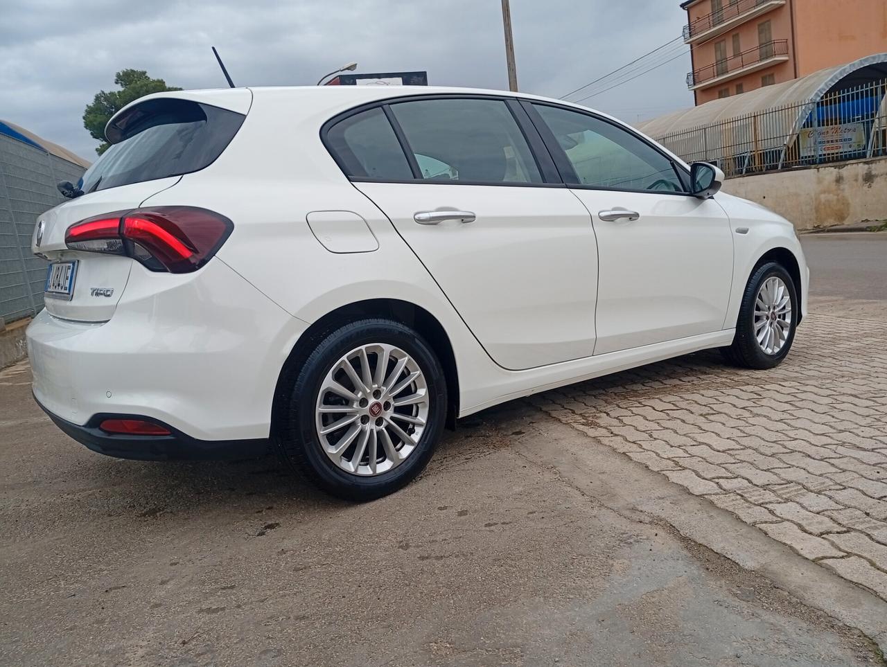 Fiat Tipo 1.6 Mjt S&S 5 porte business plus