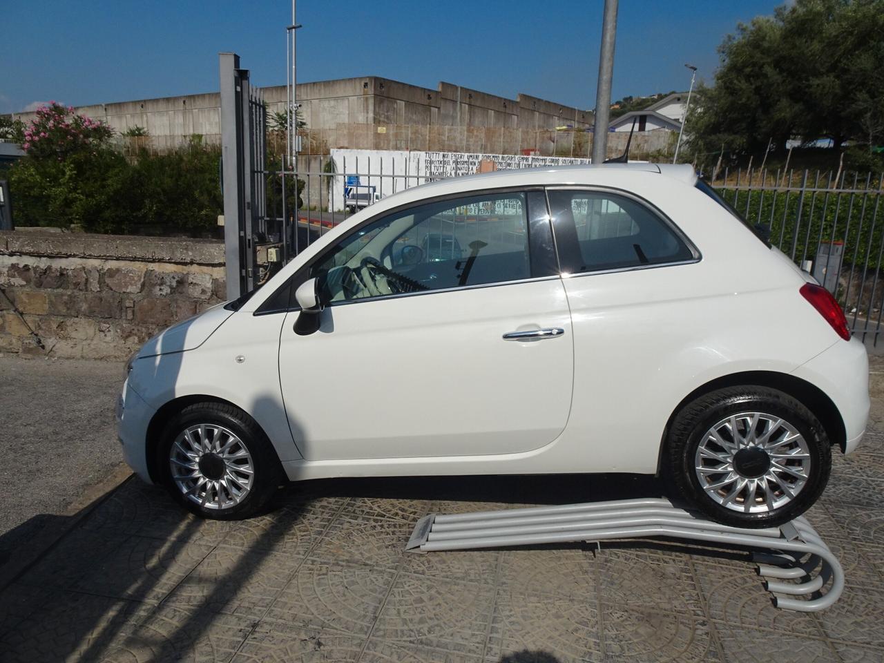 Fiat 500 MODELLO LOUNGE