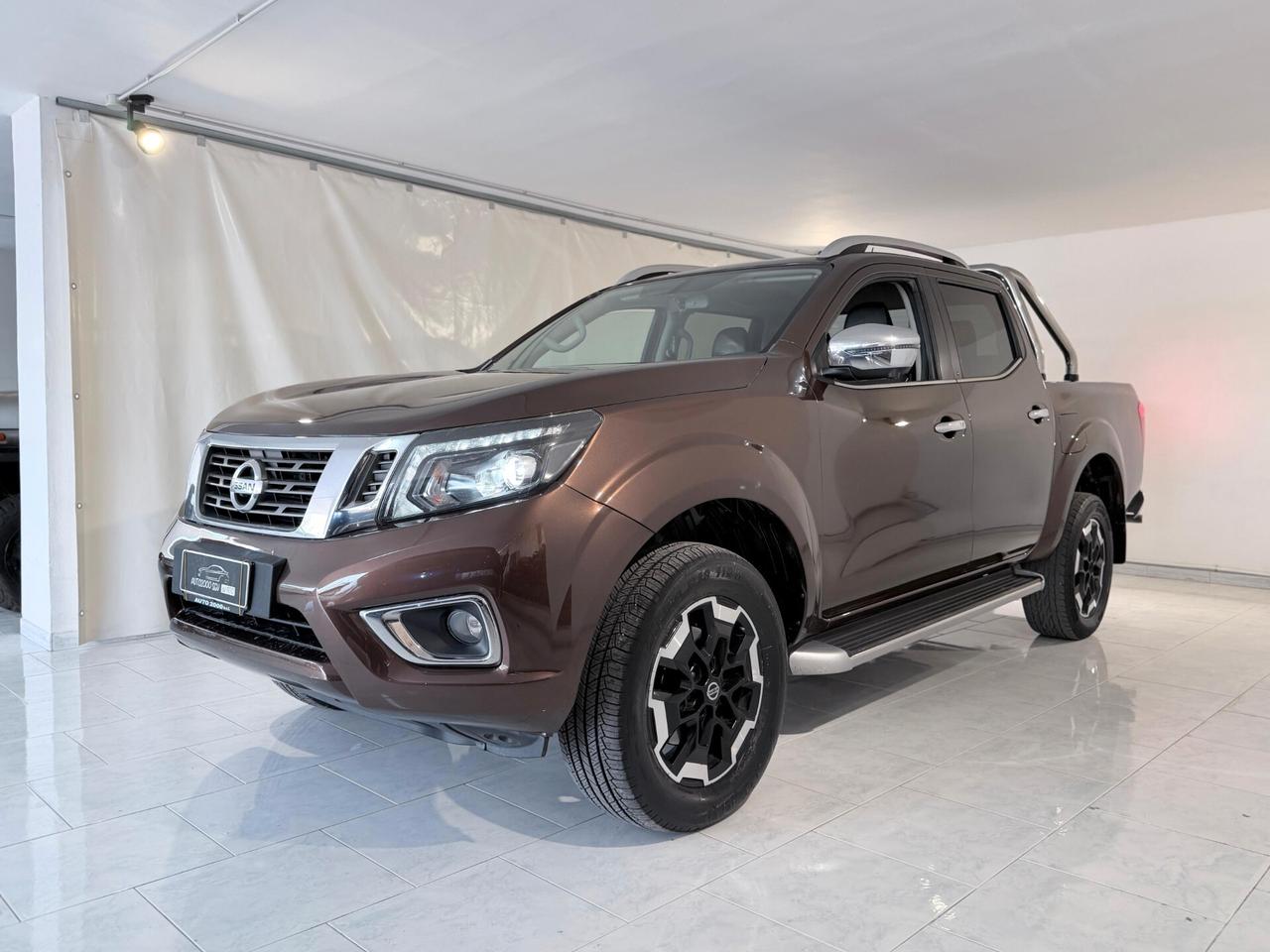 Nissan Navara DOPPIA CABINA GANCIO TRAINO AUTOMATICO