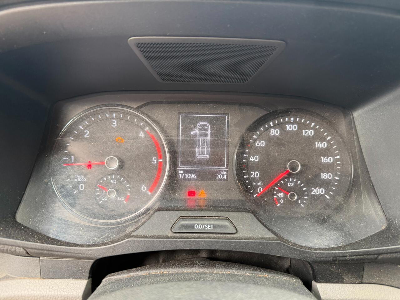 Volkswagen Crafter 2.0 tdi 140 cv ! CARROZZERIA DA RIPRISTINARE !